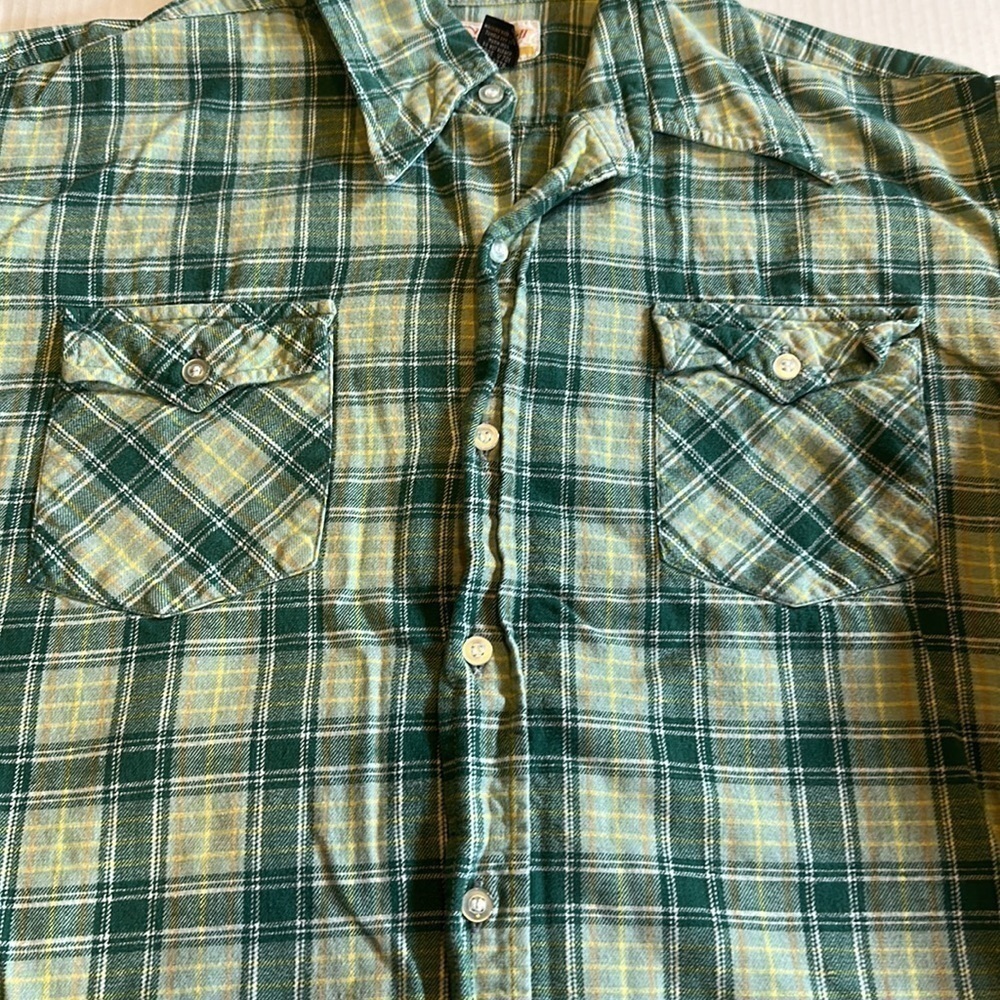 Golden Bell Brand flannel striped men’s button down in XL 100% cotton green - Picture 5 of 8